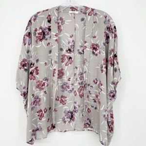 Aritzia Talula Kimono/Shawl Sleeveless Open Cardigan